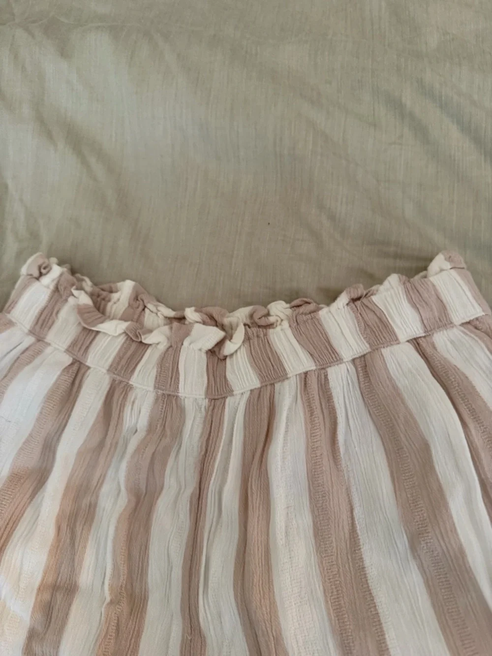American Eagle Striped Lightweight Two-Piece Set in Tan and Cream Size Medium - Picture 4 of 6